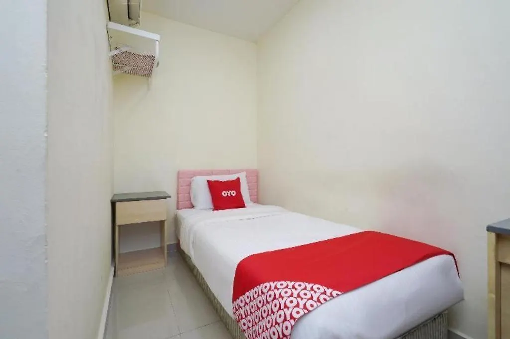 קואלה לומפור Oyo 89717 Budget Star Hotel 2*, קואלה לומפור